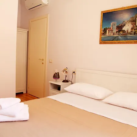 Alojamento de Acomodação e Pequeno-almoço Duomo Di Taormina