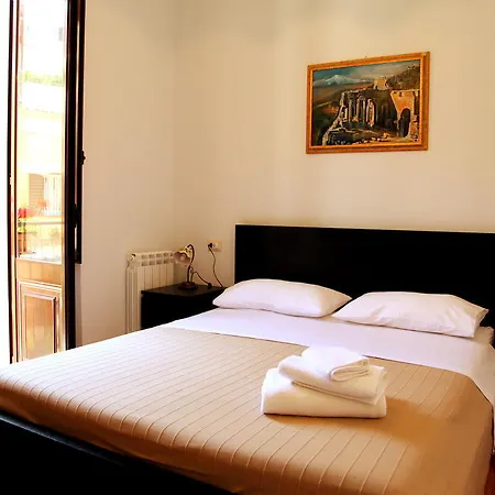 Alojamento de Acomodação e Pequeno-almoço Duomo Di