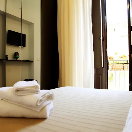 Alojamento de Acomodação e Pequeno-almoço Duomo Di Taormina